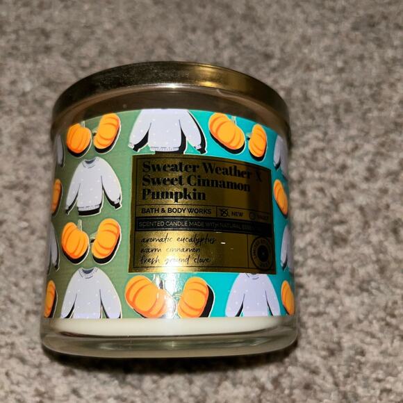 Bath & Body Works Sweater Weather Sweet Cinnamon Pumpkin Blended Candle RARE LD - Picture 1 of 4